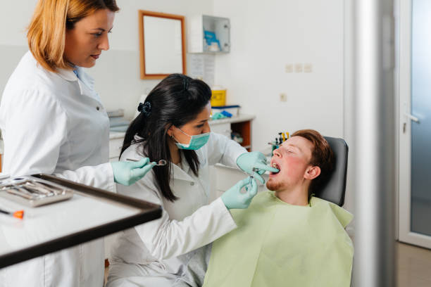 Best Emergency Tooth Extraction in Angola, IN